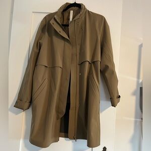 Lululemon trench/raincoat with folding hood